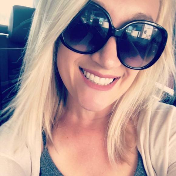 Meet your Posher, Ashley - Picture 1 of 1